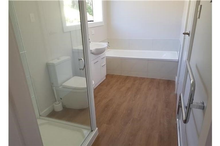 Photo of property in 38 Saint Andrews Hill Road, Mount Pleasant, Christchurch, 8081