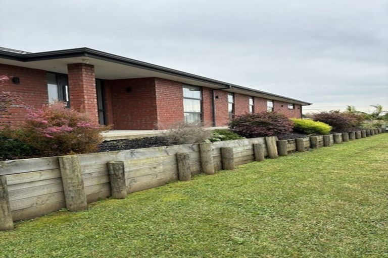 Photo of property in 88 Solan Drive, Waimauku, 0812