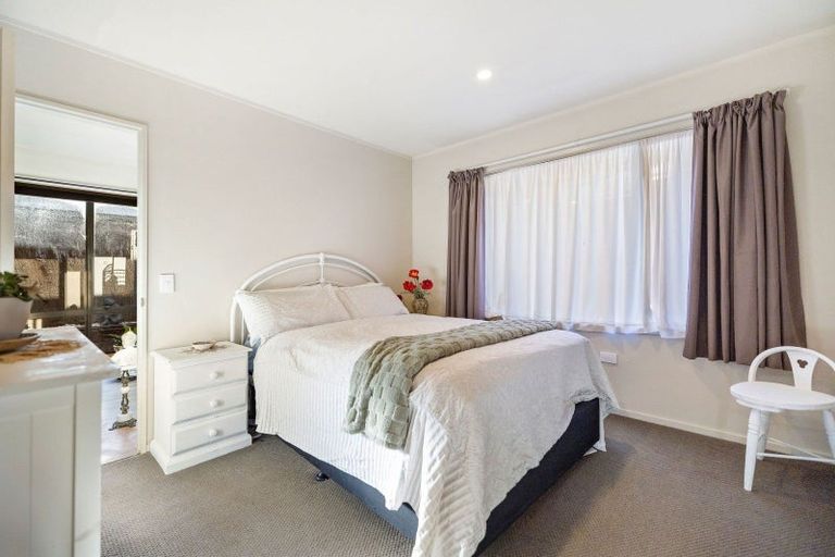 Photo of property in 57 Mcdonnell Road, Arrowtown, 9302