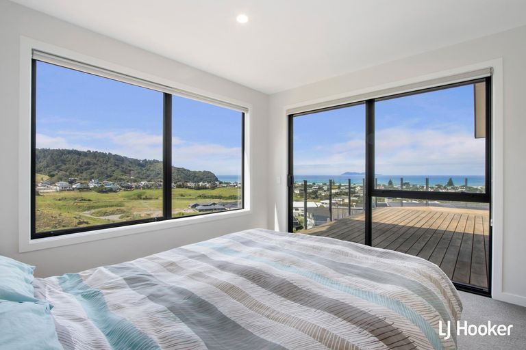 Photo of property in 34 Tohora View, Waihi Beach, 3611