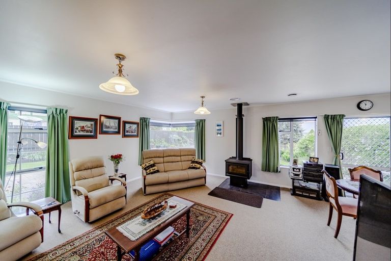 Photo of property in 19c Holyrood Terrace, Waipukurau, 4200