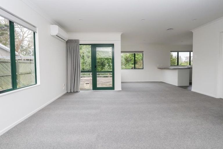 Photo of property in 25a Berkley Avenue, Hillcrest, Hamilton, 3216