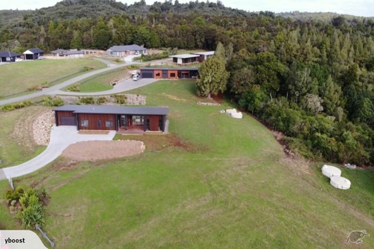 Photo of property in 120 Karanui Road, Te Kamo, Kamo, 0185