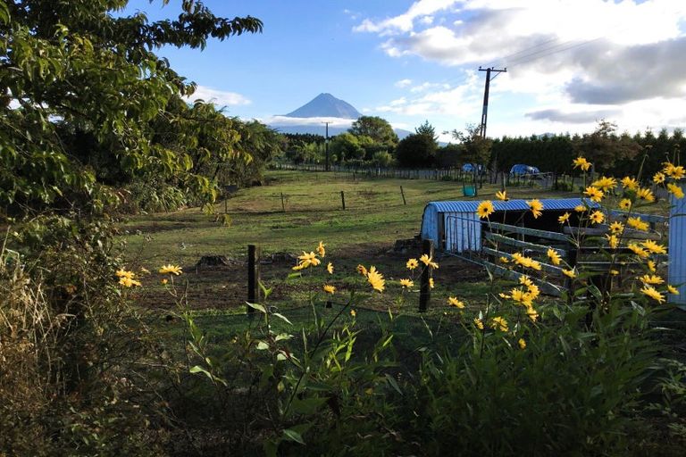 Photo of property in 323 Dudley Road, Inglewood, 4386