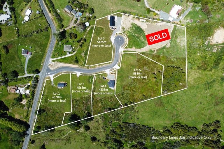 Photo of property in 6 Protea Lane, Kaiwaka, 0573