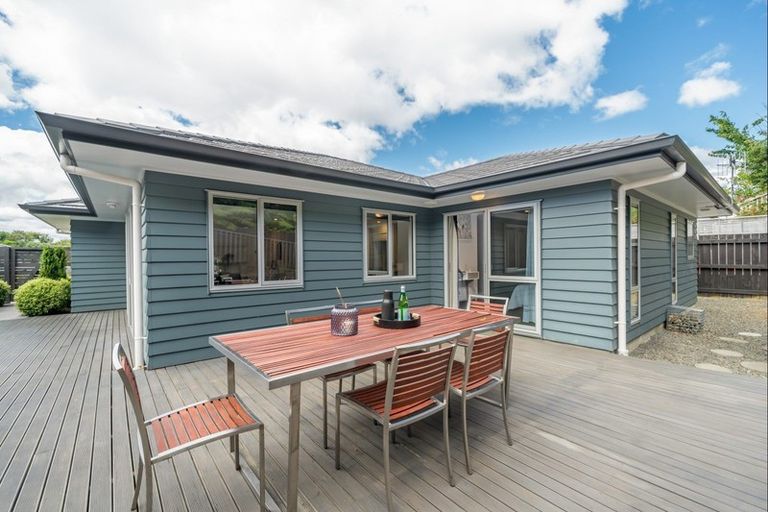 Photo of property in 27 Kurth Crescent, Silverstream, Upper Hutt, 5019