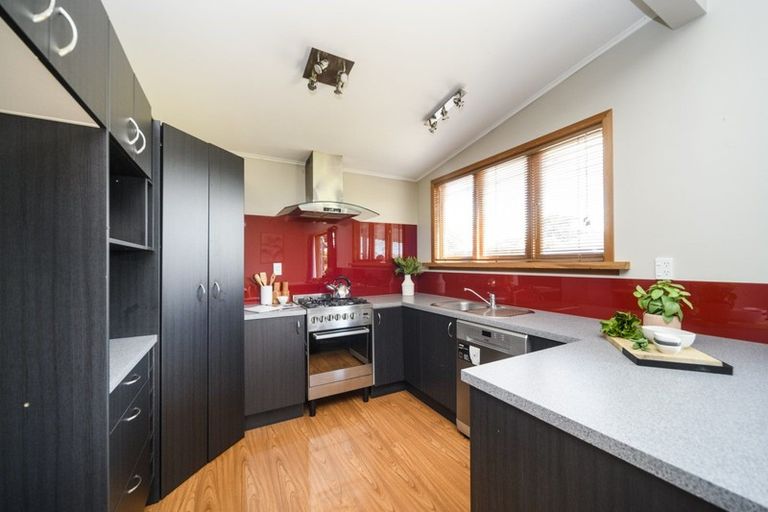 Photo of property in 9 Leeds Street, Milson, Palmerston North, 4414