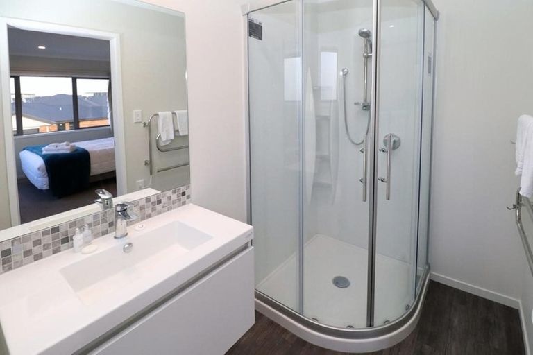 Photo of property in 1/5 Jones Crescent, Melville, Hamilton, 3206