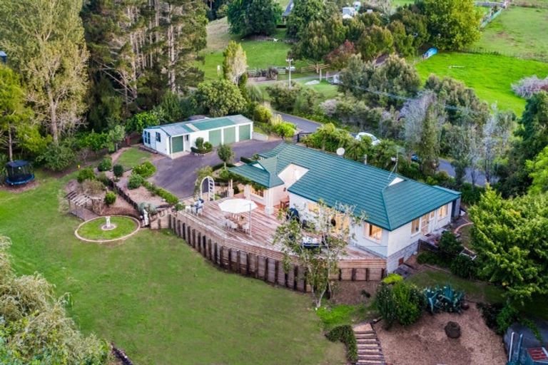 Photo of property in 26 Clifford Road, Pukekohe, 2678