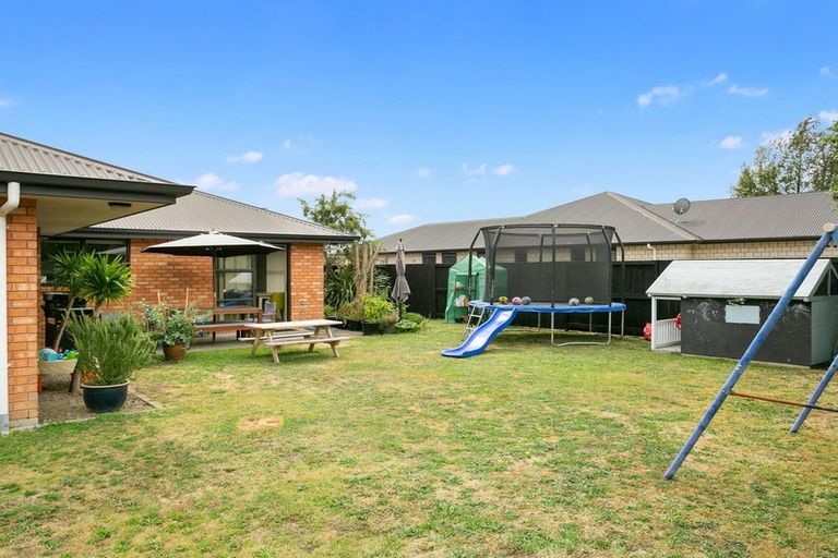 Photo of property in 15 Jasmine Place, Cambridge, 3434