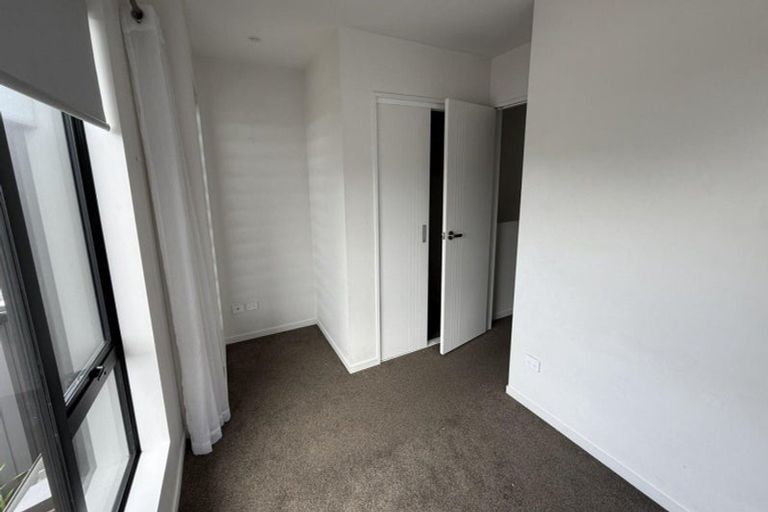 Photo of property in 4/3 Walsh Road, Wainui, 0932