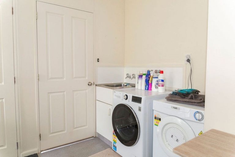 Photo of property in 23f Victoria Avenue, Dannevirke, 4930