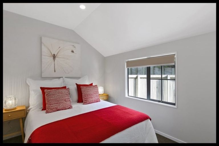 Photo of property in 2/25 Hollies Crescent, Johnsonville, Wellington, 6037