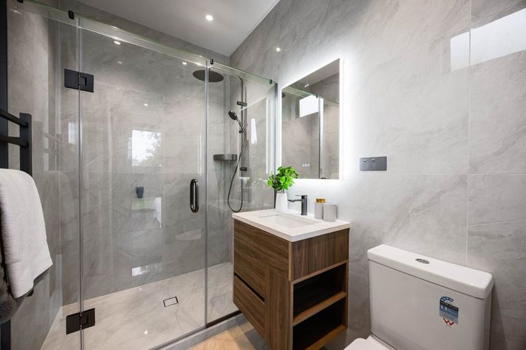 Photo of property in 17a Ewen Street, Hauraki, Auckland, 0622