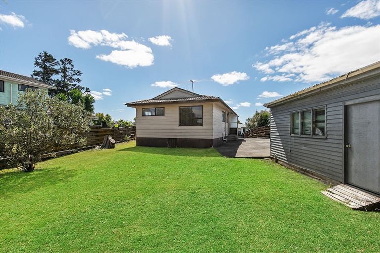 Photo of property in 123 Sykes Road, Weymouth, Auckland, 2103