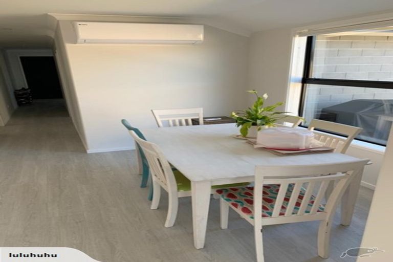 Photo of property in 18 Fearnley Grove, Pyes Pa, Tauranga, 3112