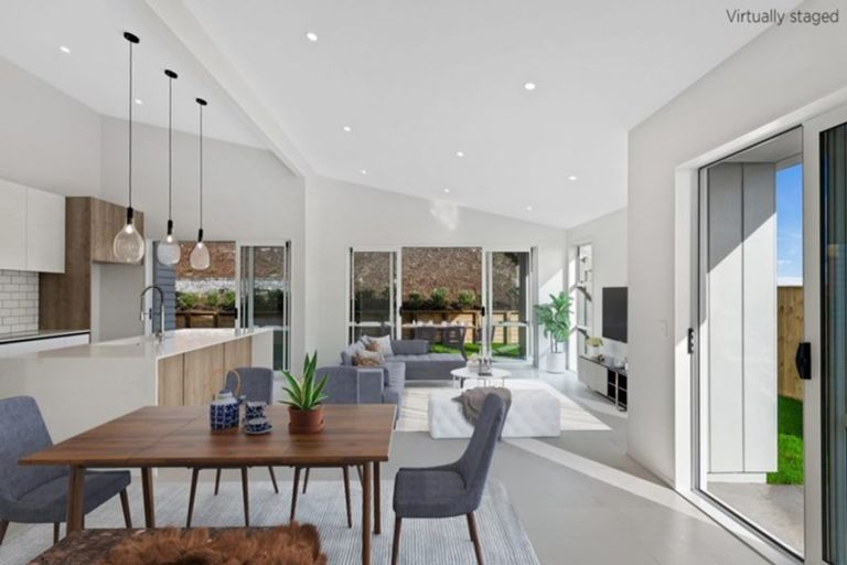 Photo of property in 12 Flaxfield Lane, Beachlands, Auckland, 2018