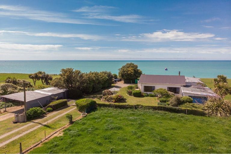 Photo of property in 347 Waimate Highway, Saint Andrews, Timaru, 7971