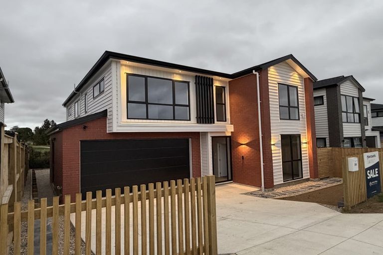 Photo of property in 35 Puia Street, Papatoetoe, 2025