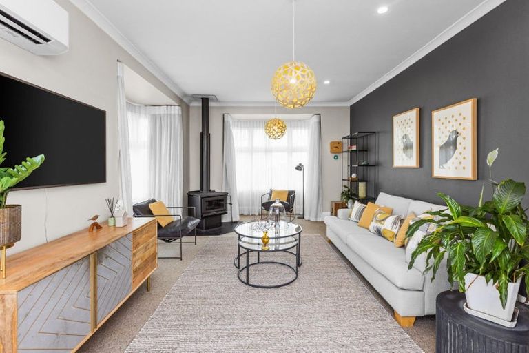 Photo of property in 7 Avenue Road, Greenmeadows, Napier, 4112