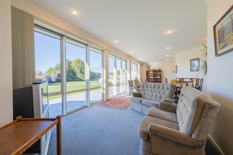 Photo of property in 56 Hawea Place, Te Anau, 9600