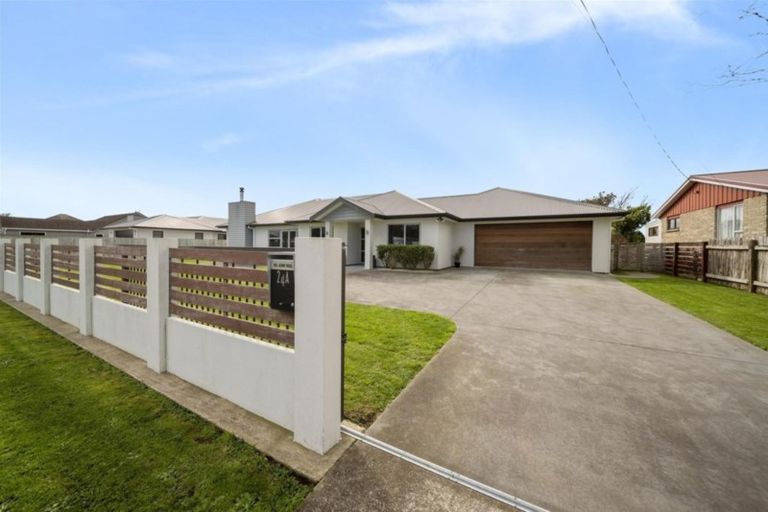 Photo of property in 24a Fantham Street, Hawera, 4610