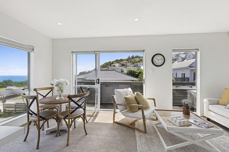 Photo of property in 1/18 Lambley Road, Titahi Bay, Porirua, 5022