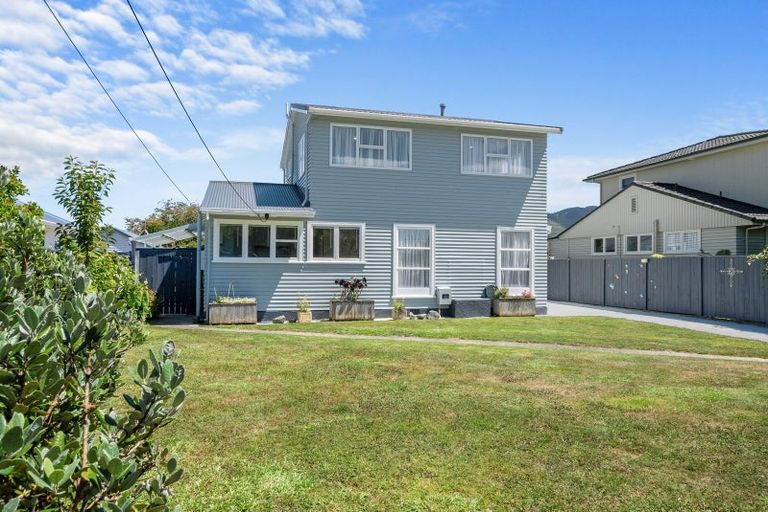 Photo of property in 48 Fraser Crescent, Elderslea, Upper Hutt, 5018