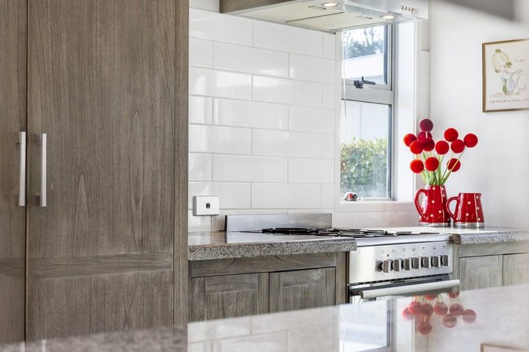 Photo of property in 1 Lennon Way, Papamoa Beach, Papamoa, 3118