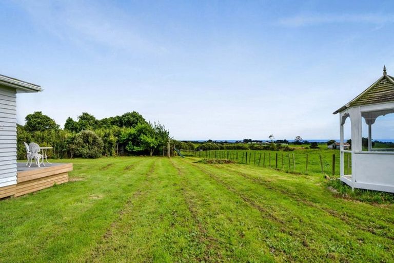 Photo of property in 18 Ahu Ahu Road, Kaitake, New Plymouth, 4374