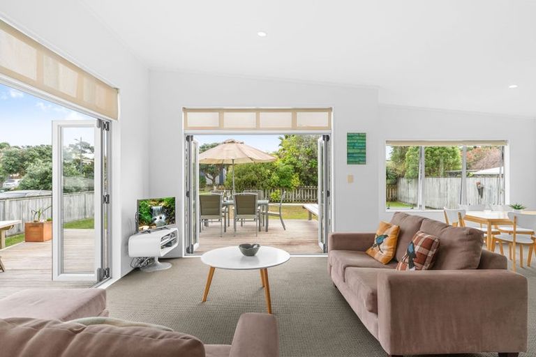 Photo of property in 44 Seabreeze Road, Mangawhai Heads, Mangawhai, 0505