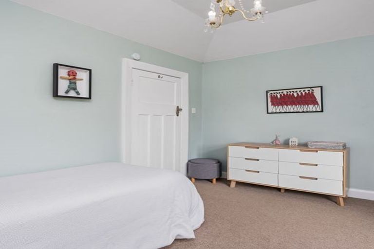 Photo of property in 5 Celia Street, Redcliffs, Christchurch, 8081