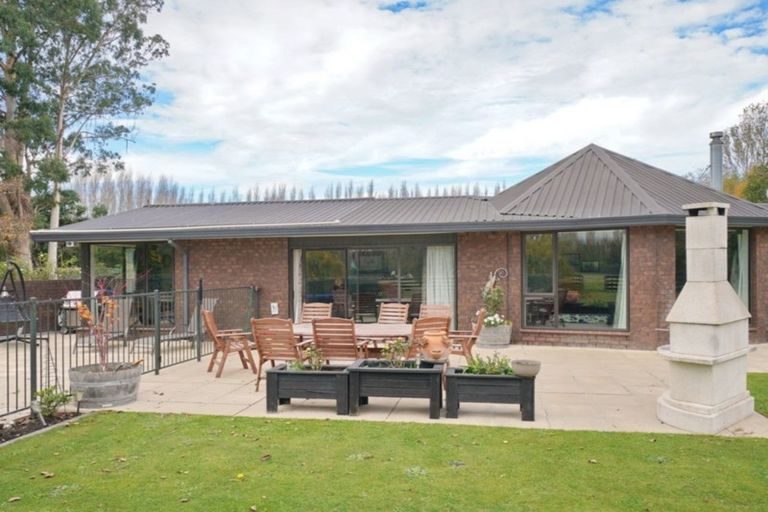 Photo of property in 617 Johns Road, Harewood, Christchurch, 8051