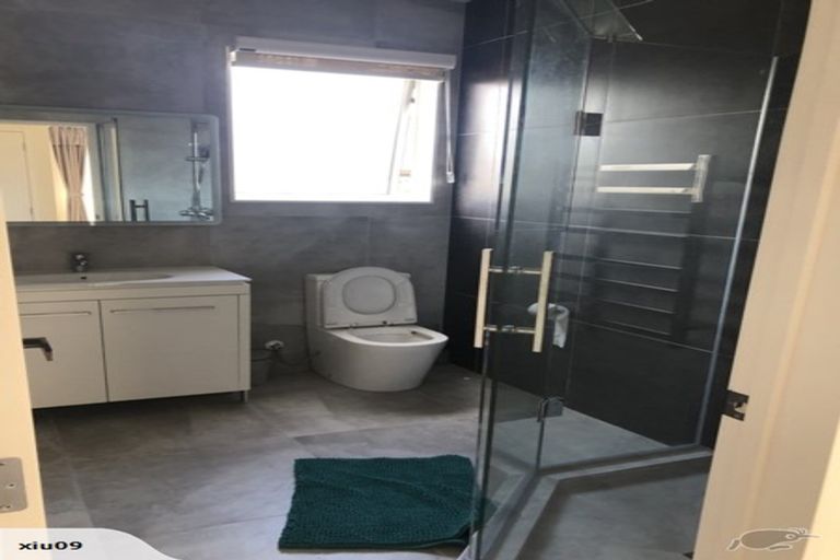 Photo of property in 10 Tararua Street, Massey, Auckland, 0614