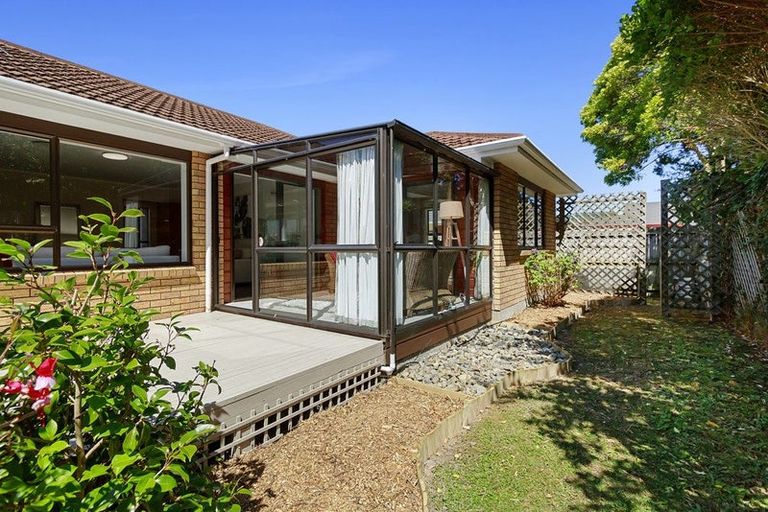 Photo of property in 81a Oxford Street, Tawa, Wellington, 5028