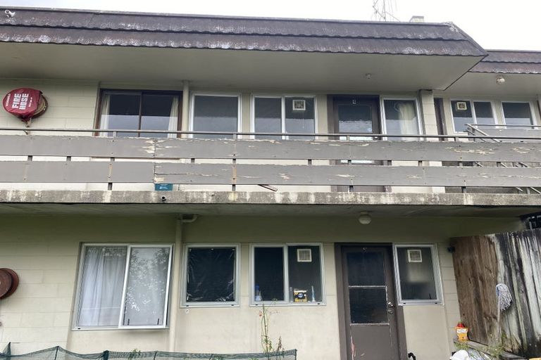 Photo of property in 2/12 Oakley Avenue, Claudelands, Hamilton, 3214