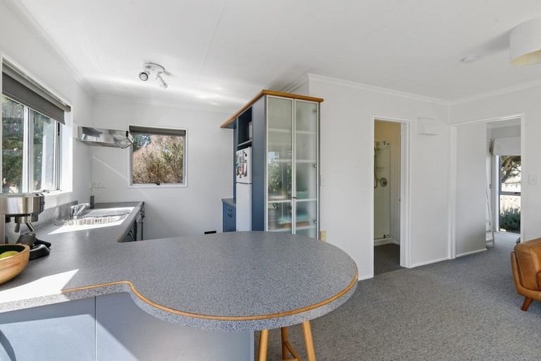 Photo of property in 4 Pio Pio Place, Waikanae Beach, Waikanae, 5036