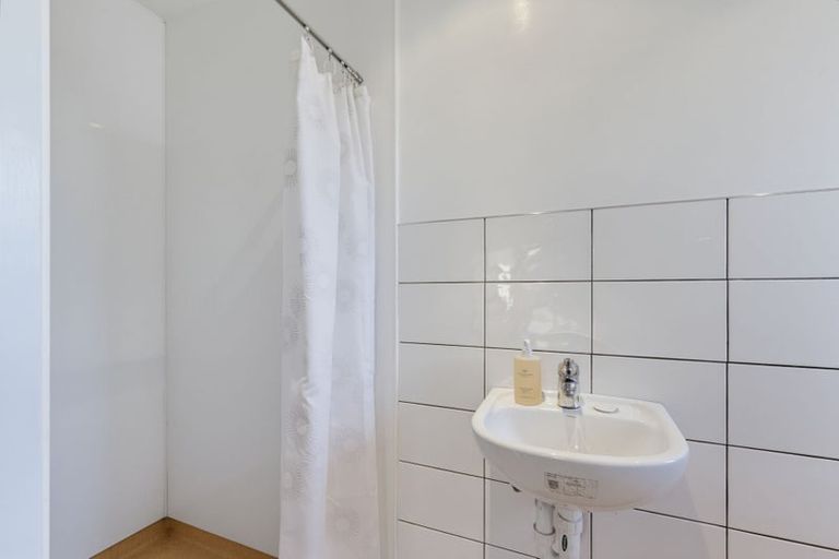 Photo of property in 9 Meadow Street, Lumsden, 9730