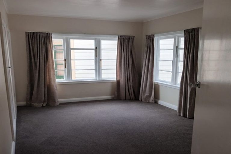 Photo of property in 29a Grass Street, Roseneath, Wellington, 6011