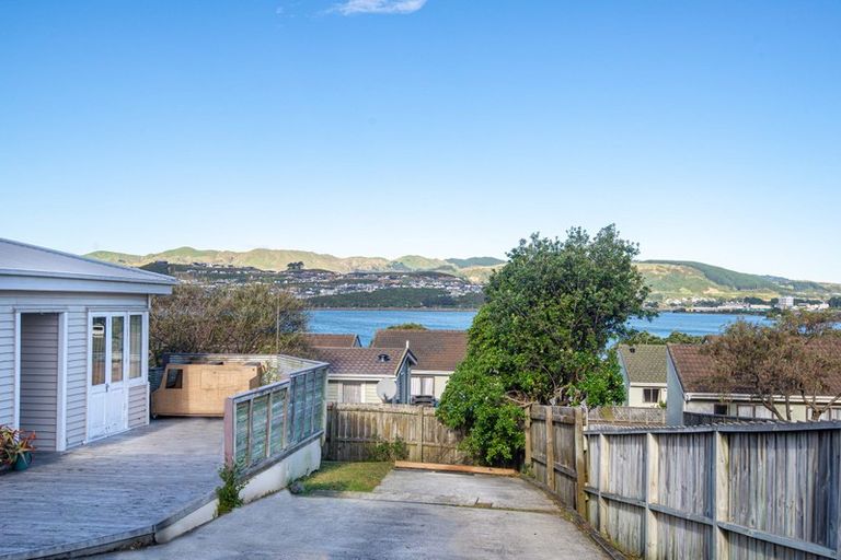 Photo of property in 73a Waiuta Street, Titahi Bay, Porirua, 5022