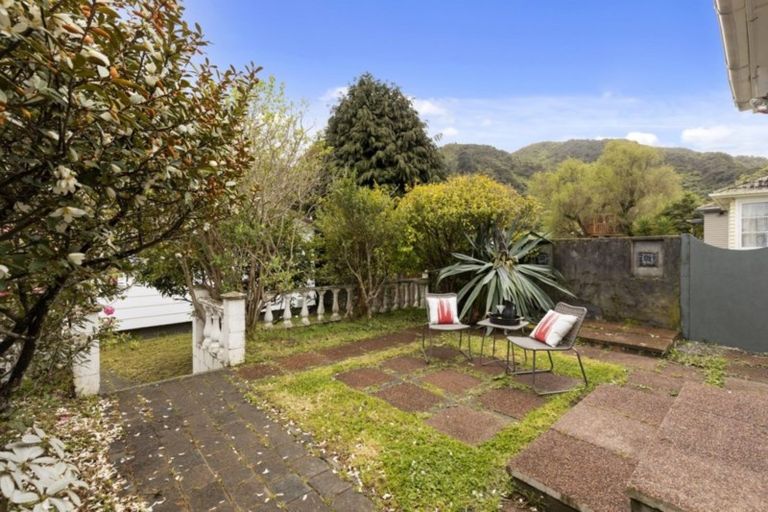 Photo of property in 43 Fleet Street, Naenae, Lower Hutt, 5011