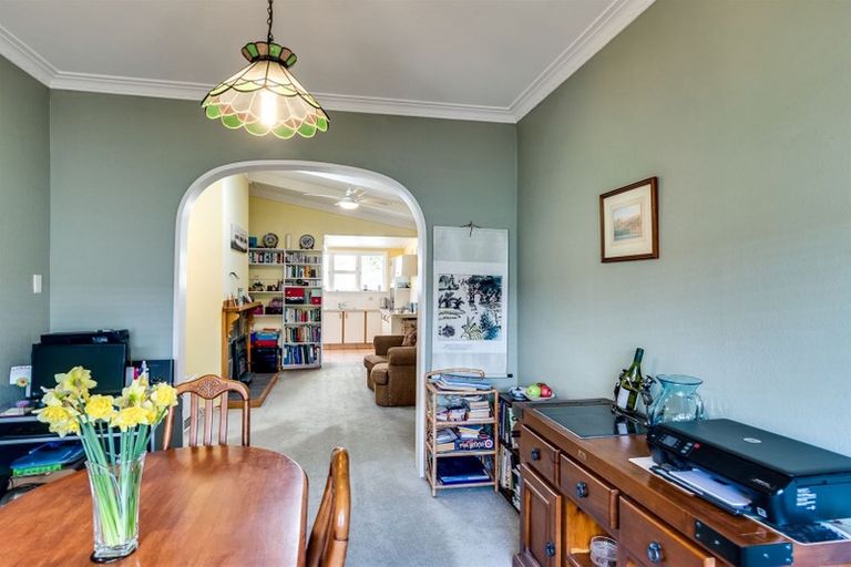Photo of property in 21 Hornsey Road, Bluff Hill, Napier, 4110