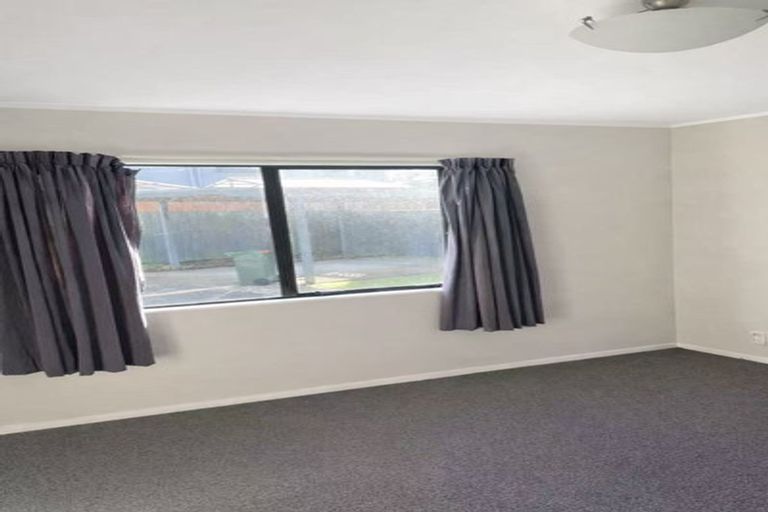 Photo of property in 88a Ennis Avenue, Pakuranga Heights, Auckland, 2010