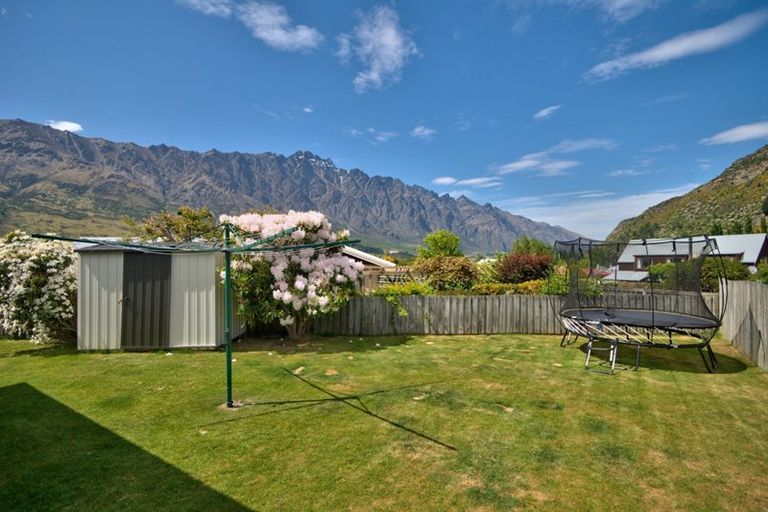 Photo of property in 16 Alta Place, Frankton, Queenstown, 9300