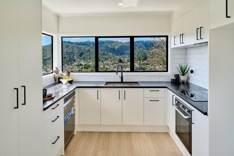 Photo of property in 73 Logie Street, Stokes Valley, Lower Hutt, 5019