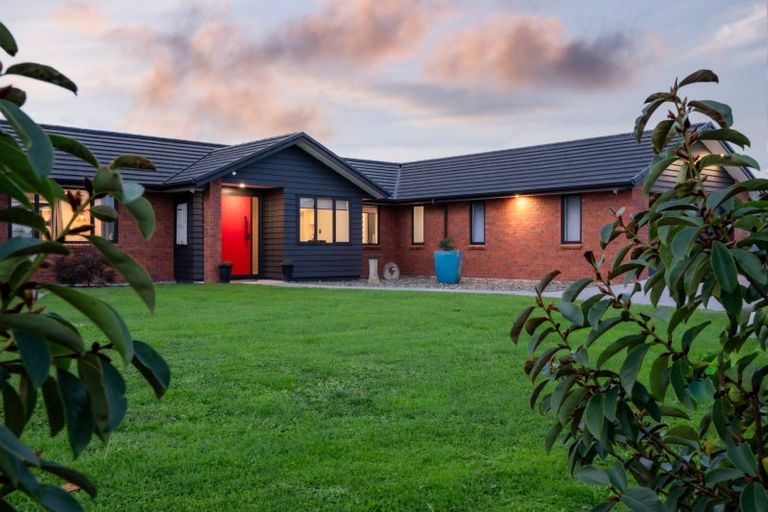 Photo of property in 43 Seachange Drive, Leamington, Cambridge, 3432