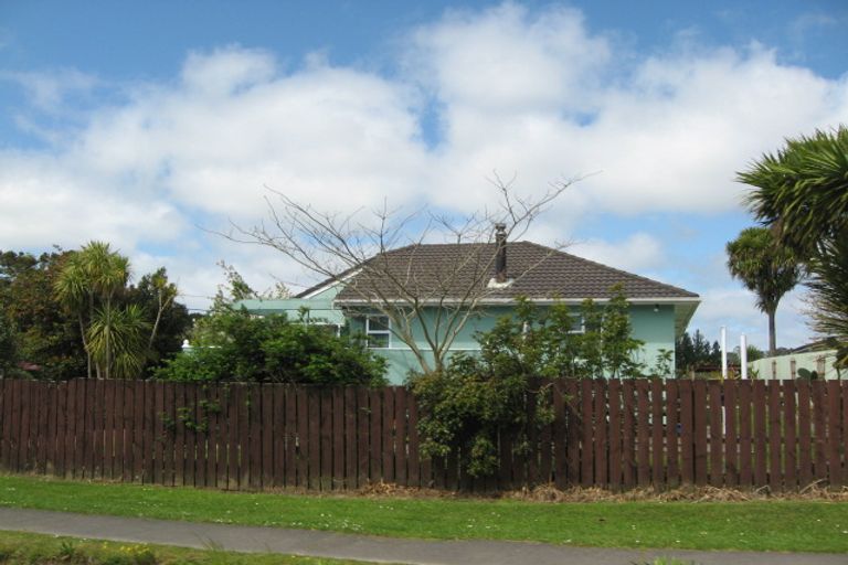 Photo of property in 4 Bethells Road, Waitakere, Auckland, 0816