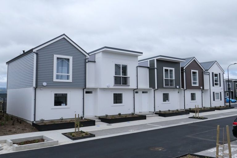 Photo of property in 11/30 Adventure Drive, Whitby, Porirua, 5024