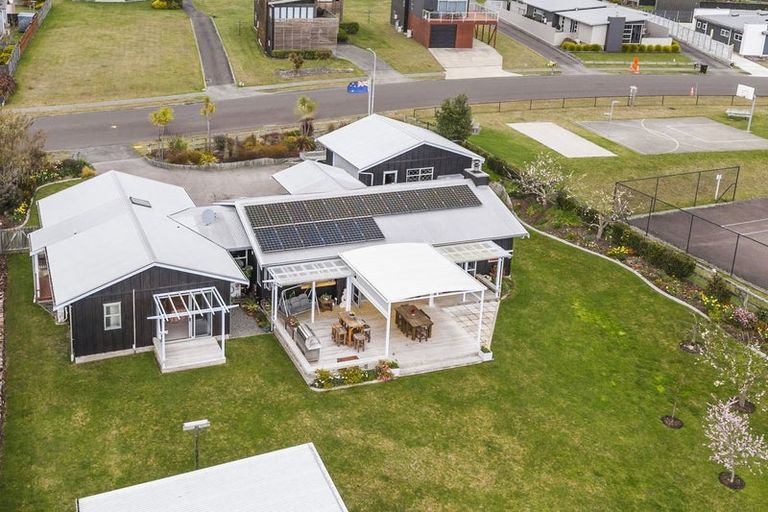 Photo of property in 42 Parekaawa Drive, Motuoapa, Turangi, 3382