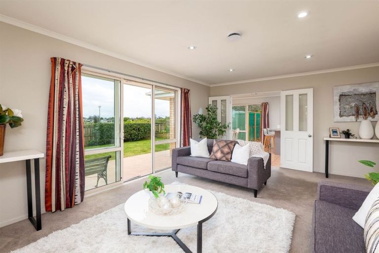 Photo of property in 6 Vangelis Lane, Mairehau, Christchurch, 8013
